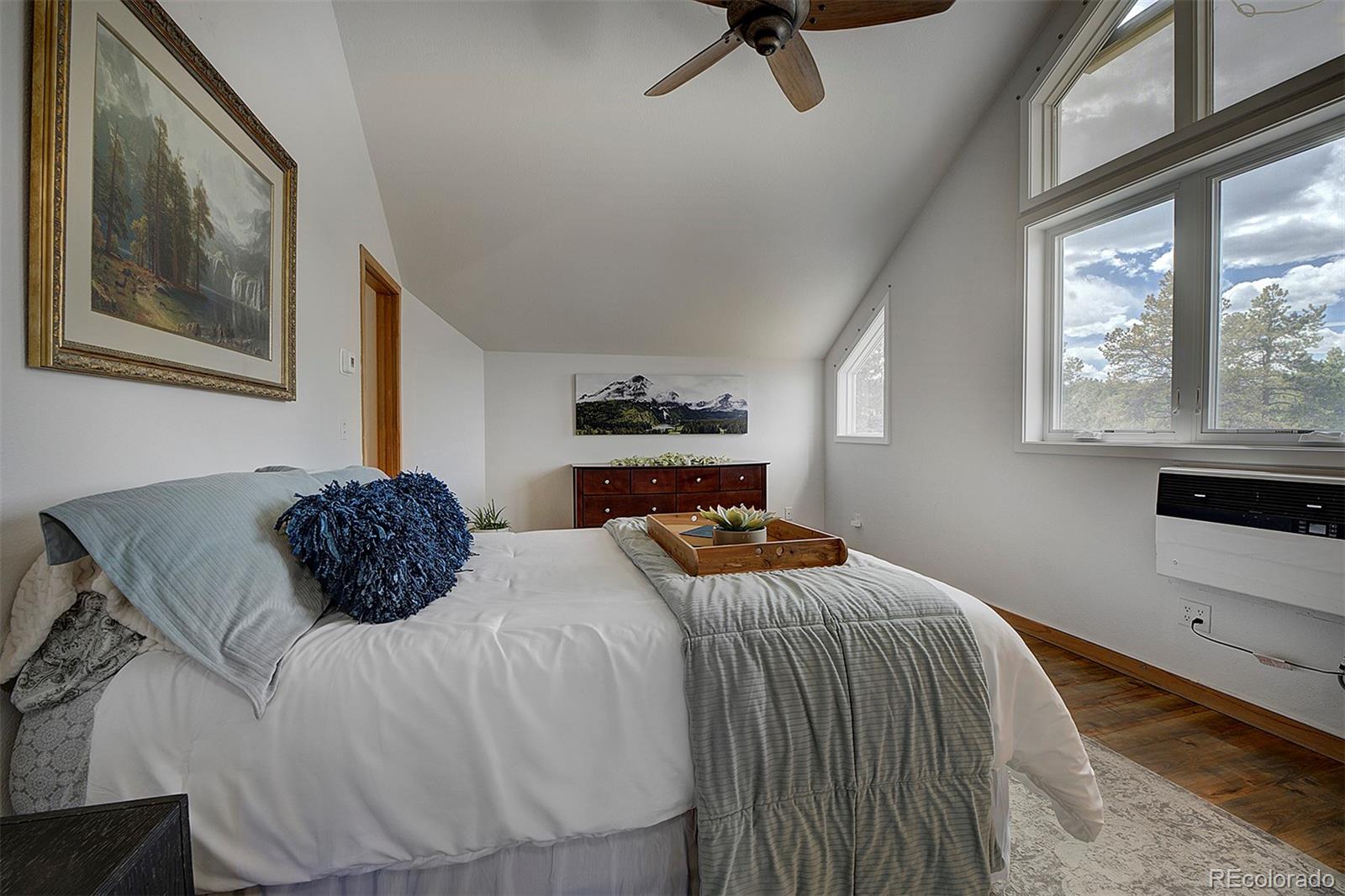 27987 Richmond Hill Road