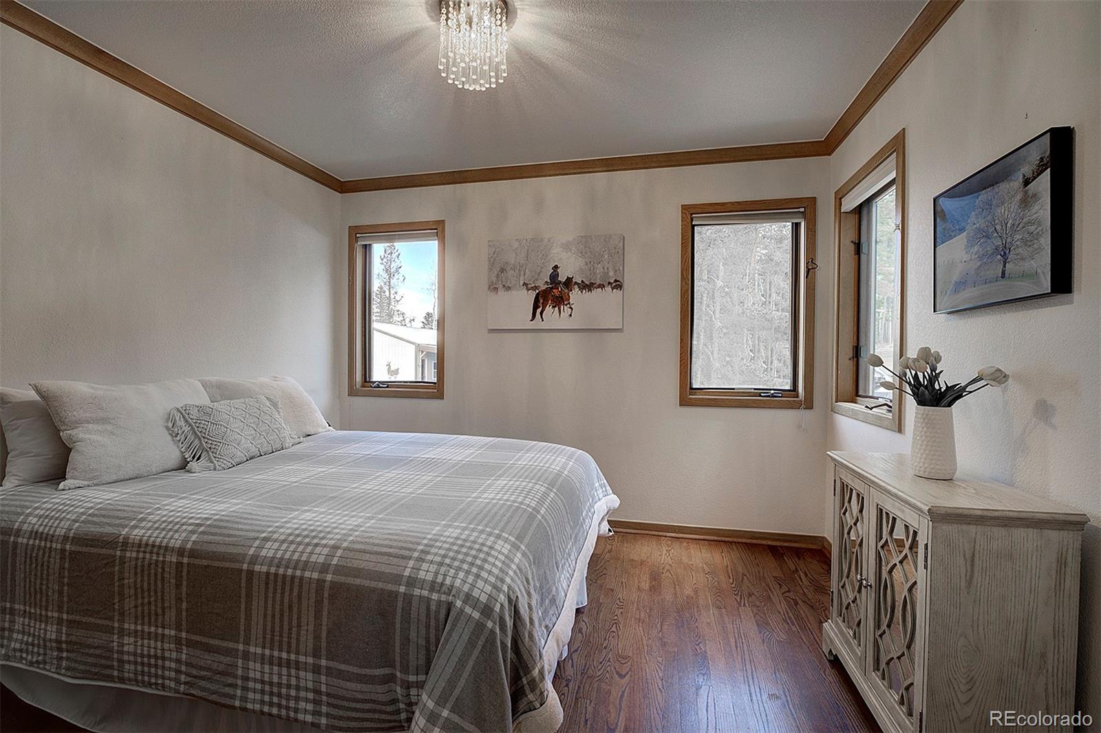 27987 Richmond Hill Road