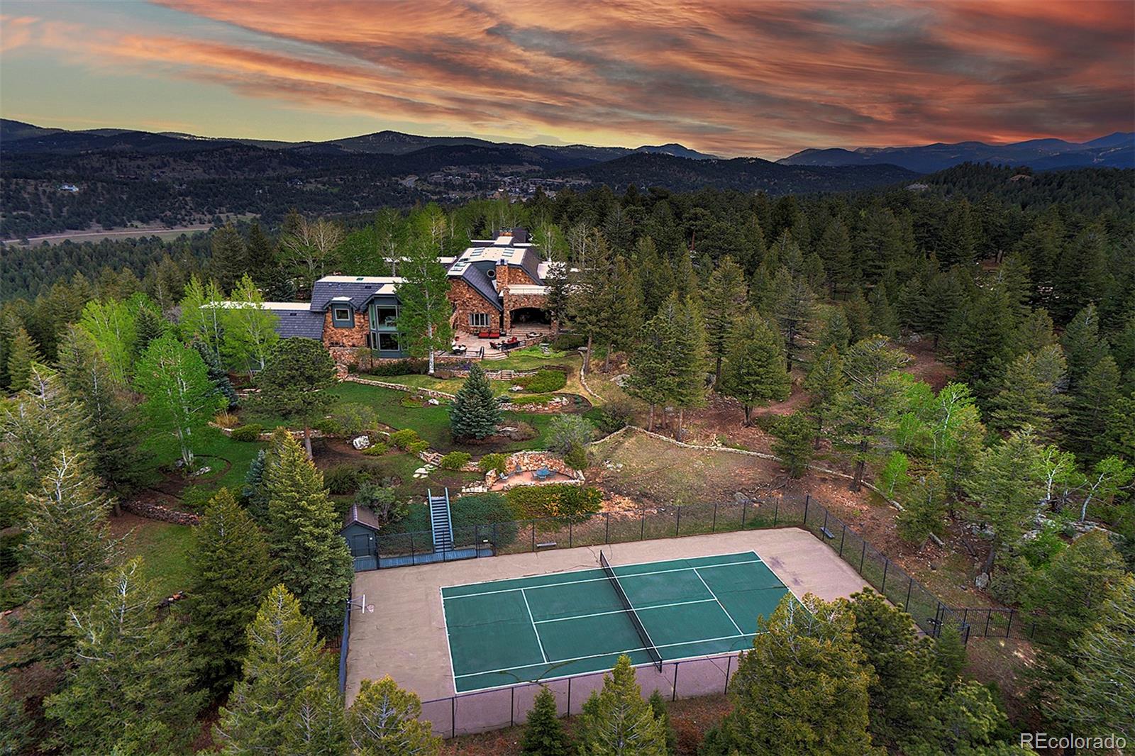 1275 Silver Tip Lane
