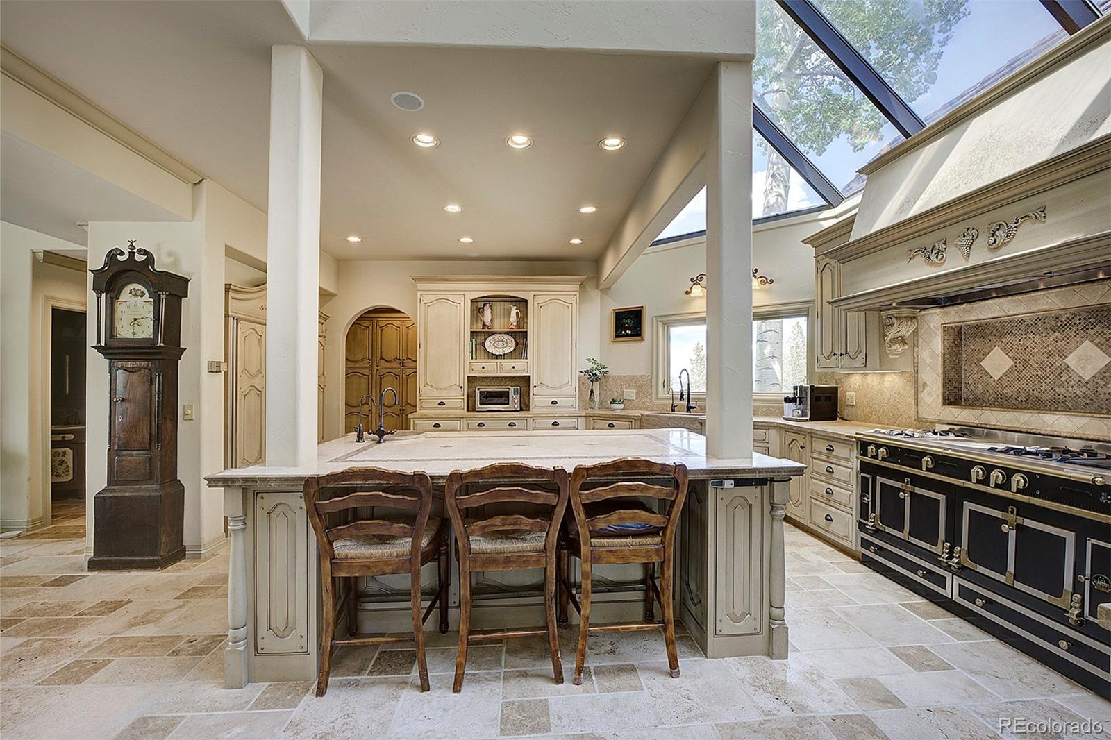 1275 Silver Tip Lane