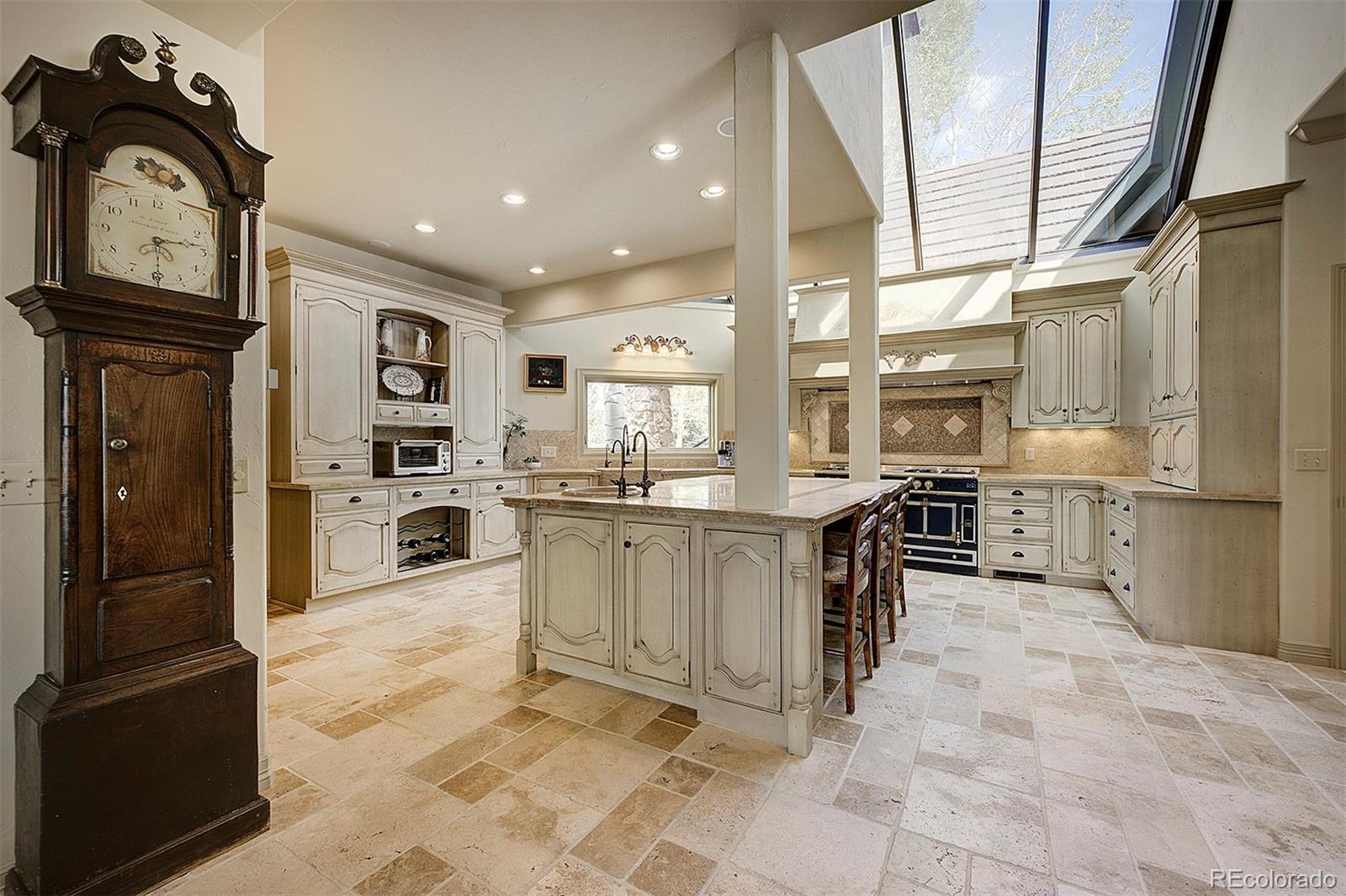 1275 Silver Tip Lane