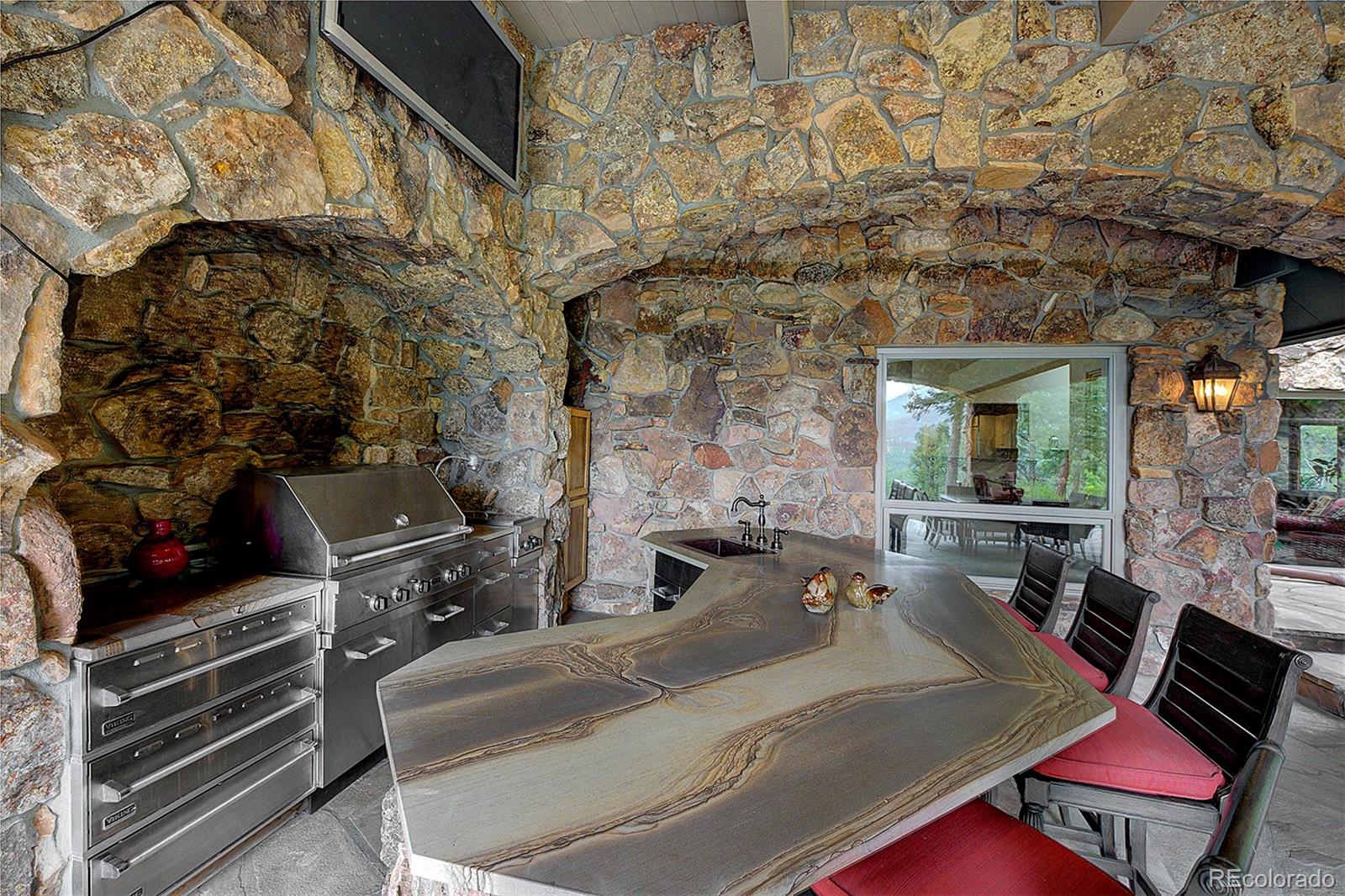 1275 Silver Tip Lane