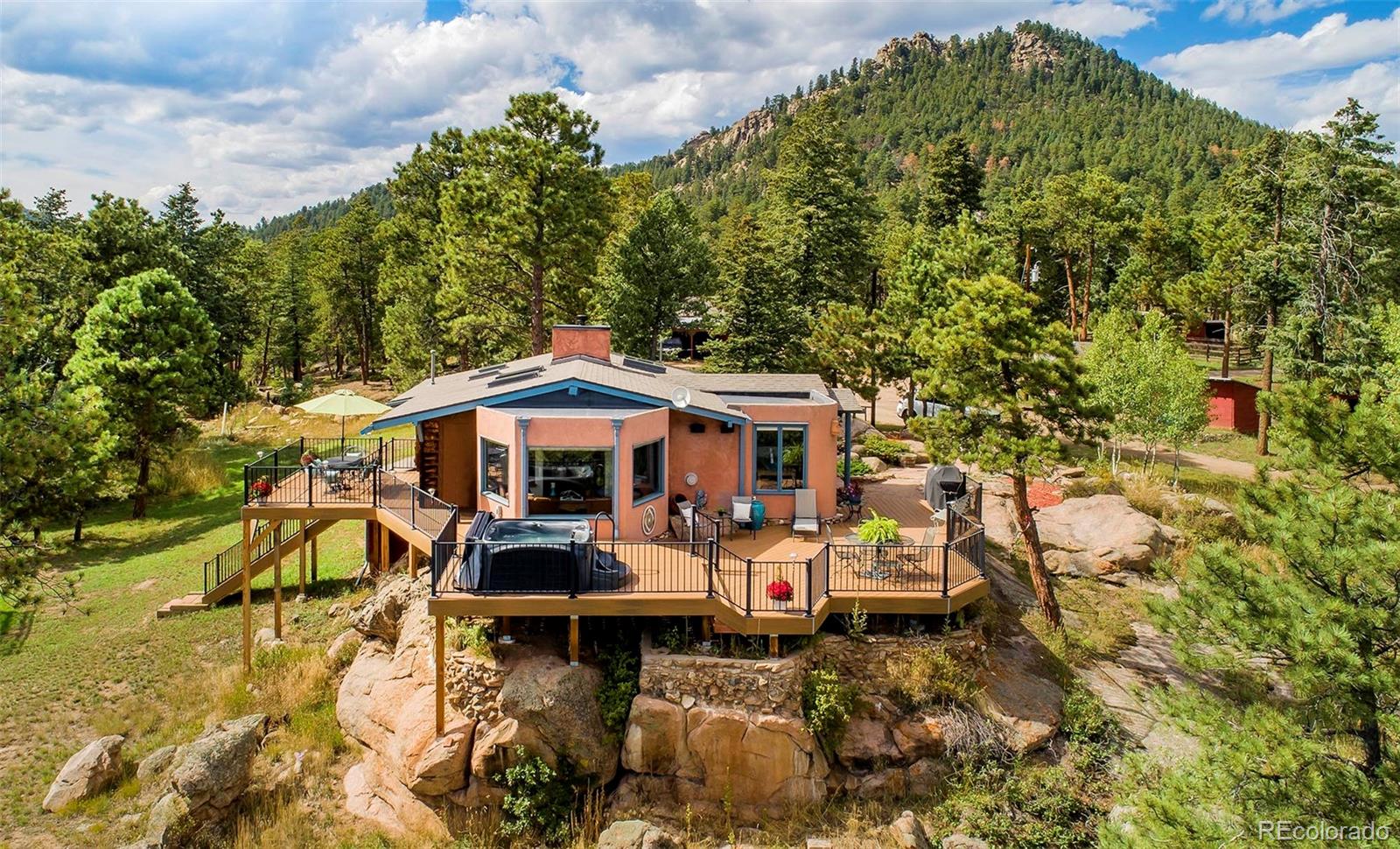 8838 Hillview Road