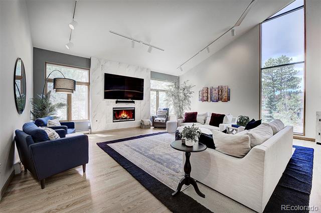 2040 Werner Lane