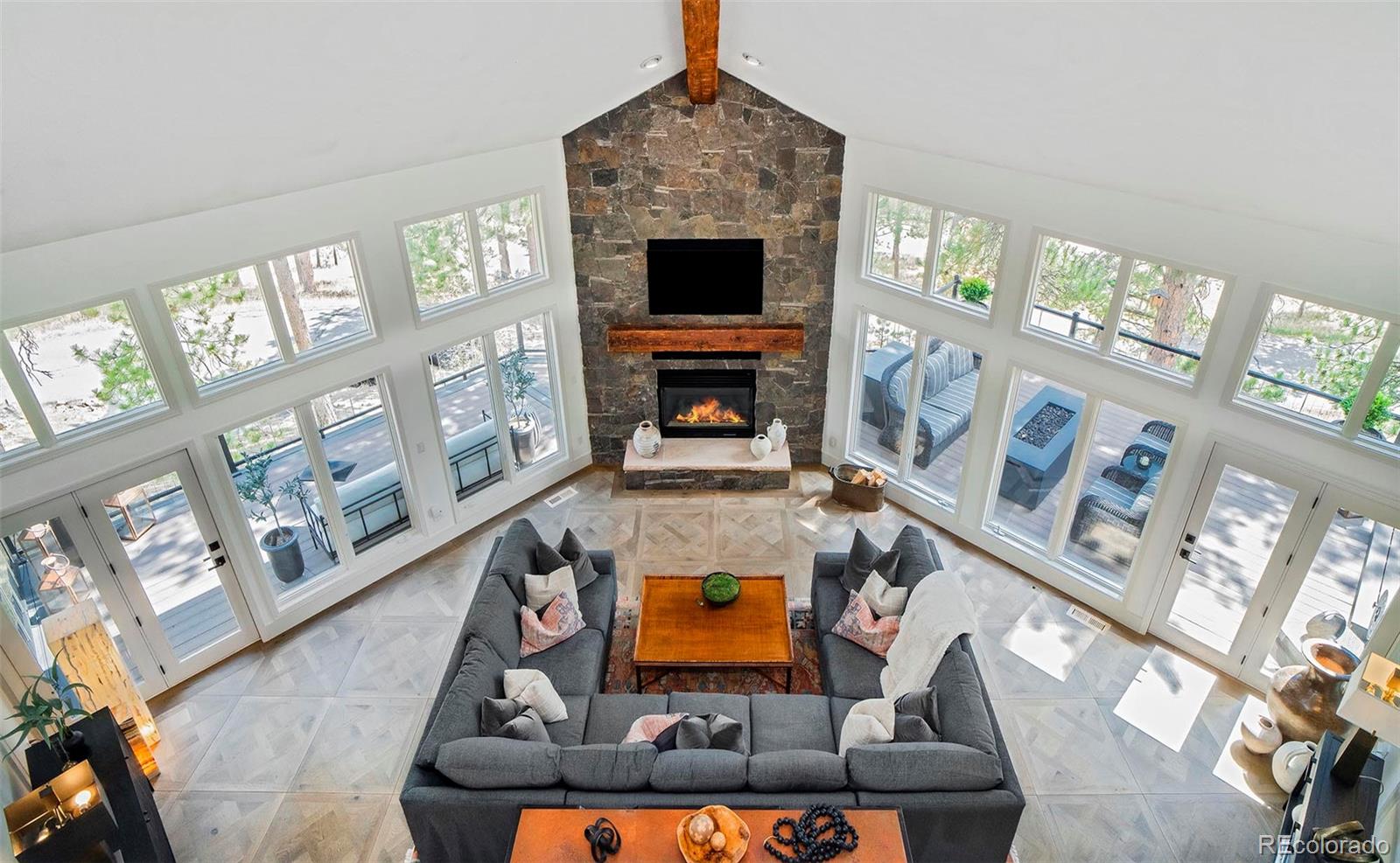 22184 Forest Hills Drive