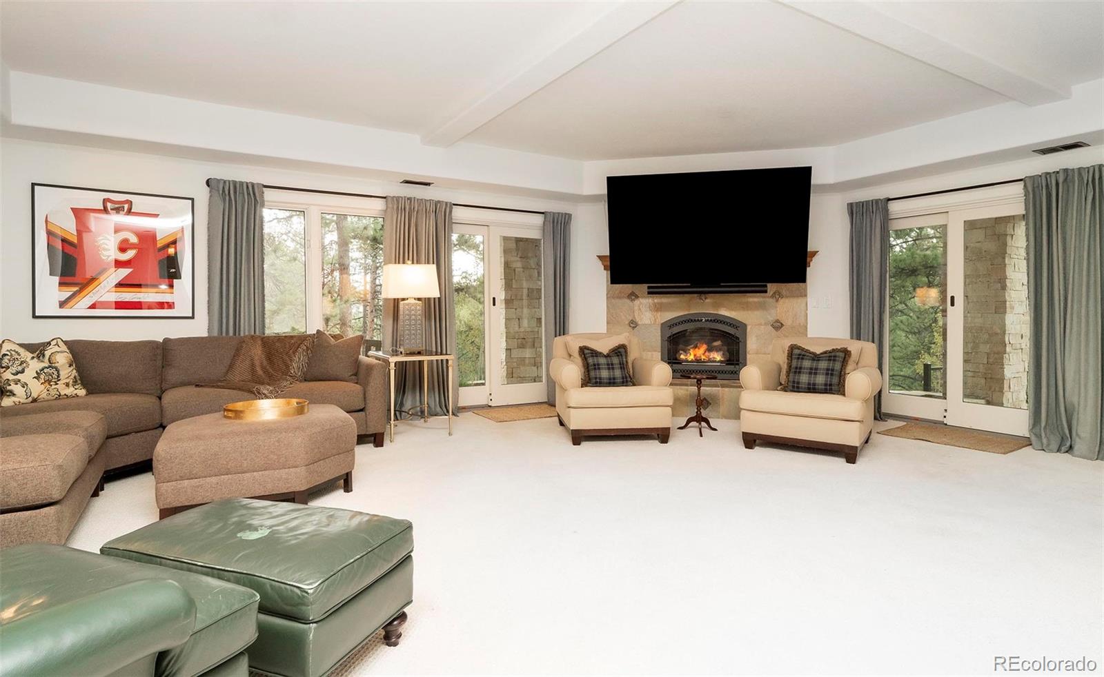 22184 Forest Hills Drive
