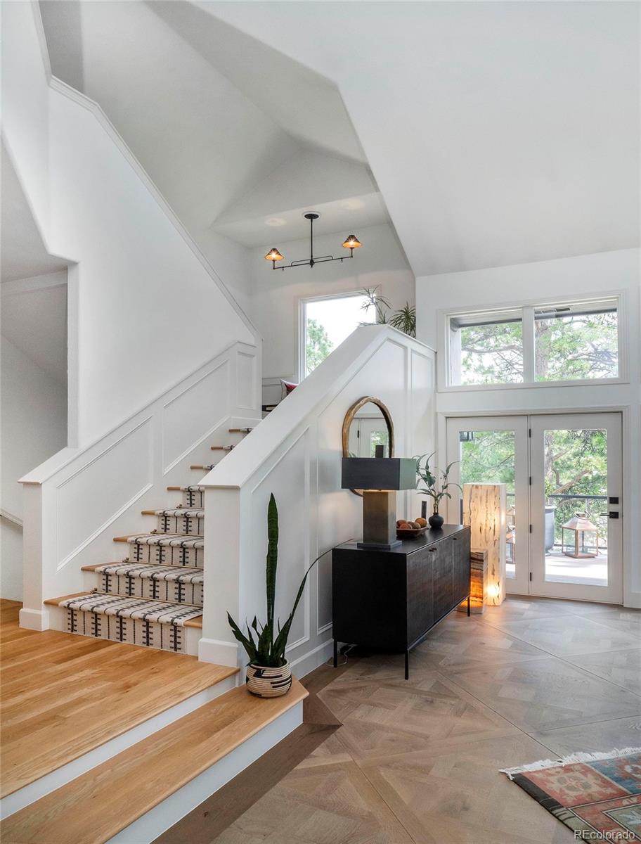 22184 Forest Hills Drive