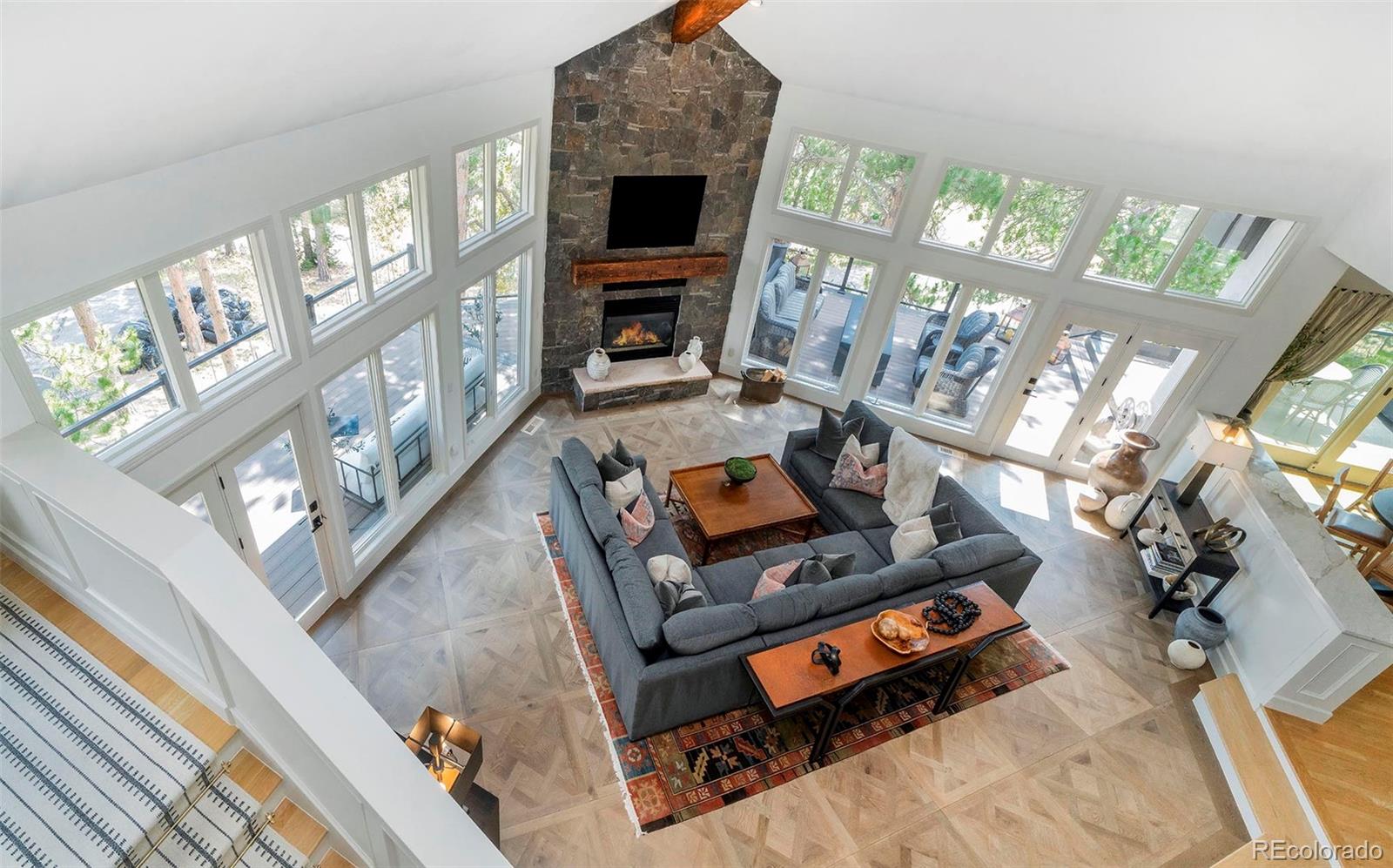 22184 Forest Hills Drive