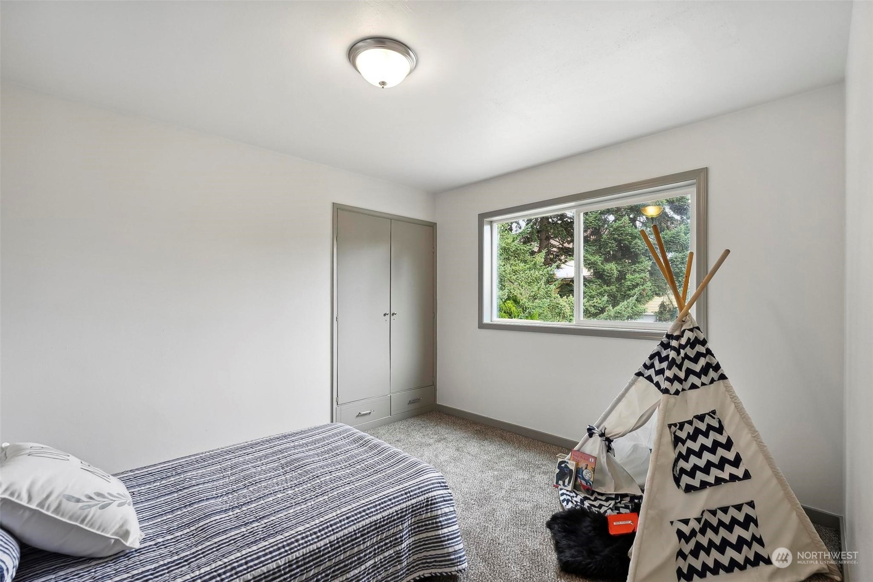 1209 S Madison Street