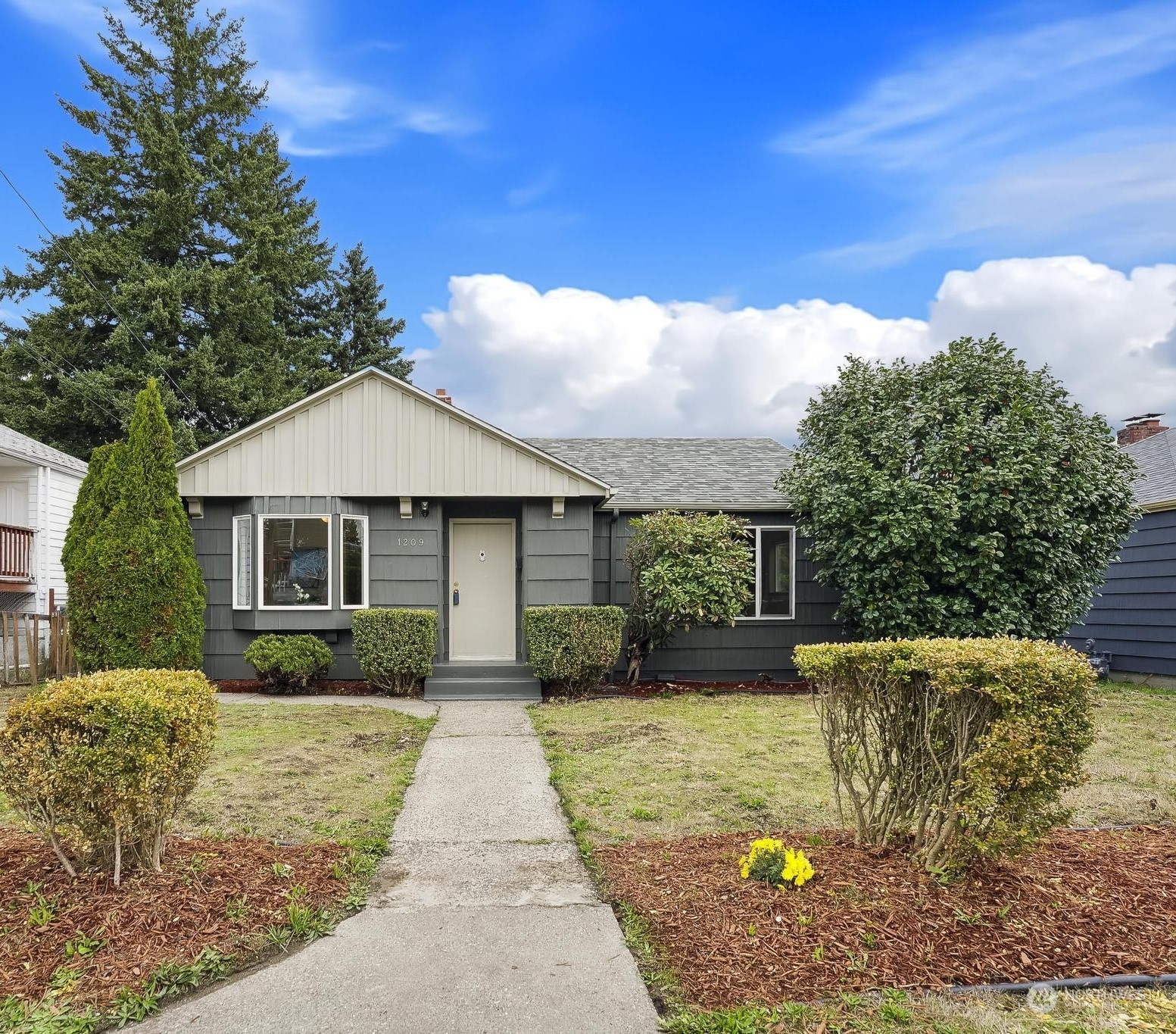 1209 S Madison Street