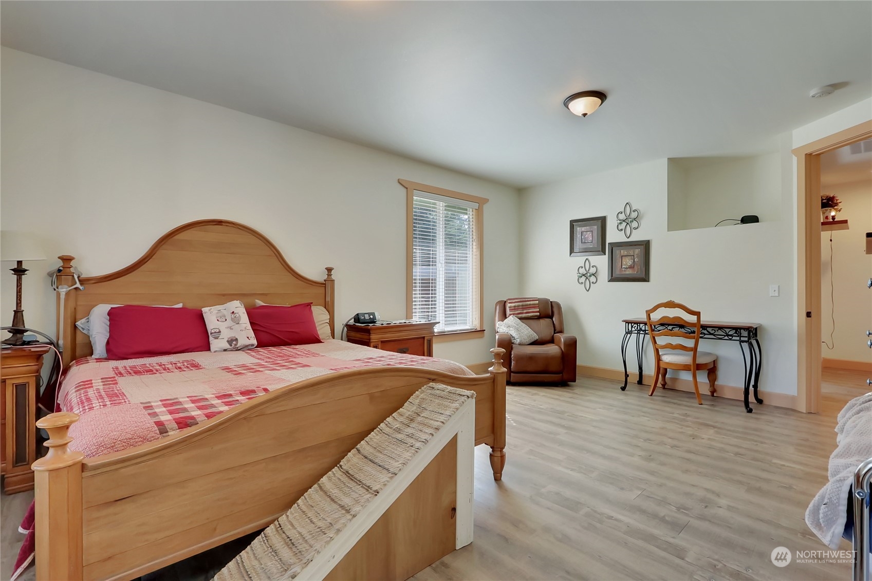 14437 Lindsay Loop SE