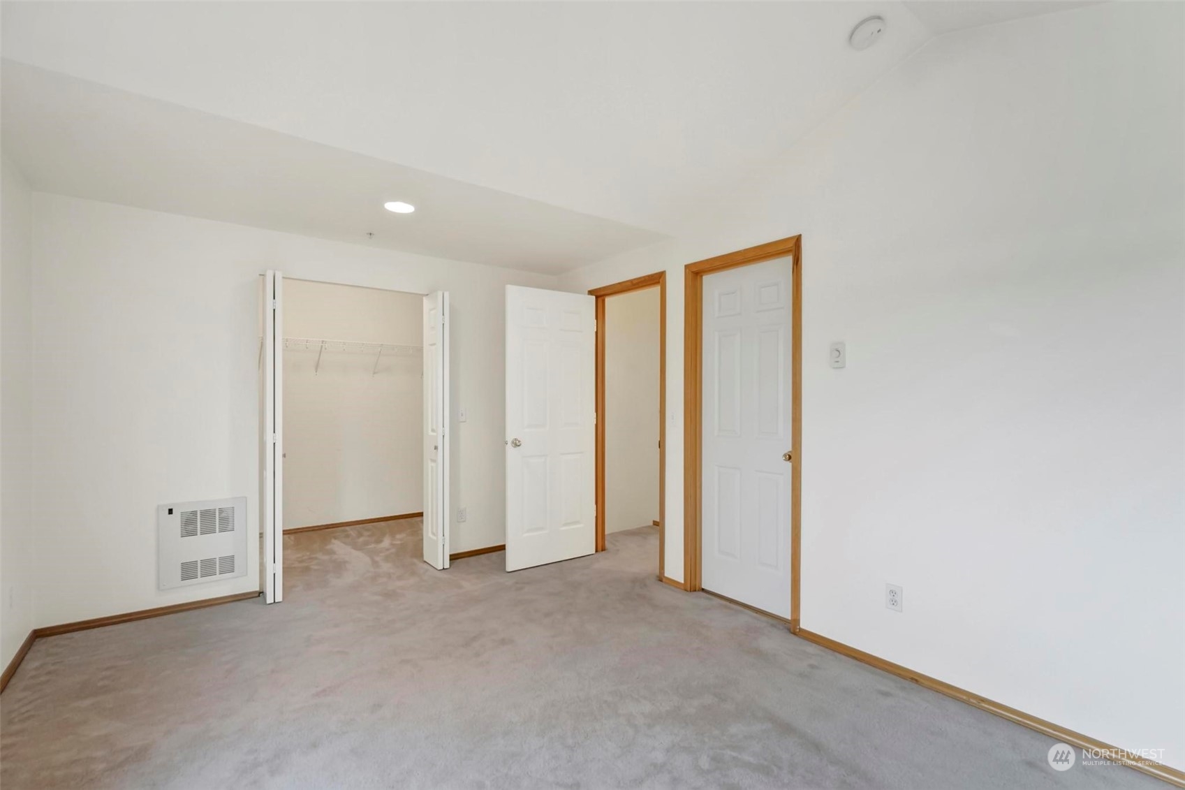 9420 Linden Avenue N