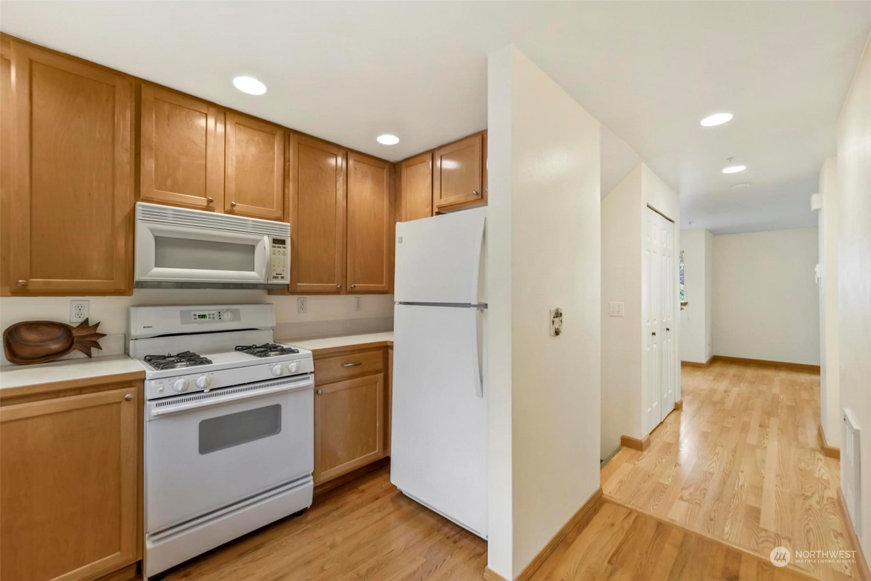 9420 Linden Avenue N