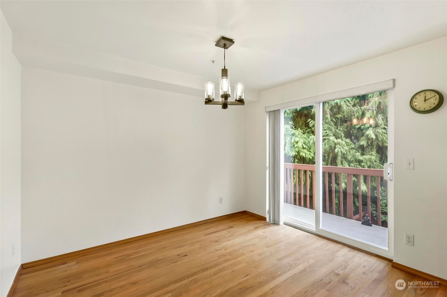 9420 Linden Avenue N