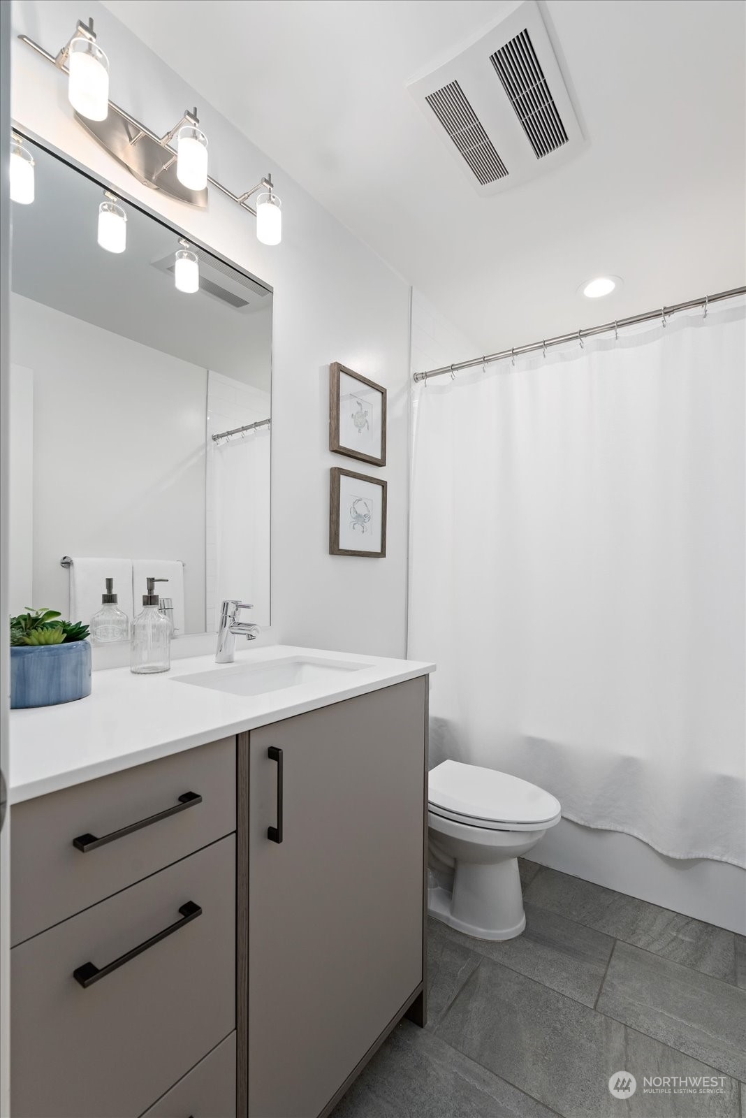 3306 W Government Way Unit: A