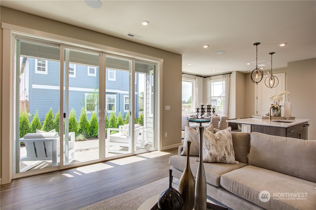 15412 208th Avenue E Unit: 163