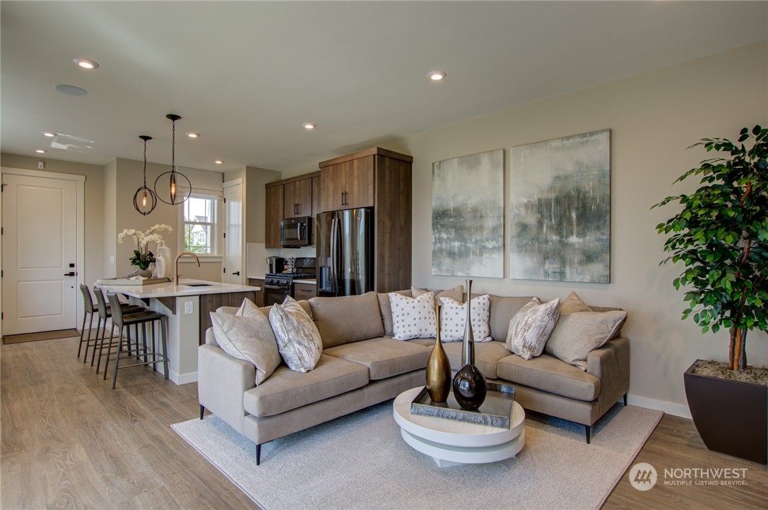 15412 208th Avenue E Unit: 163