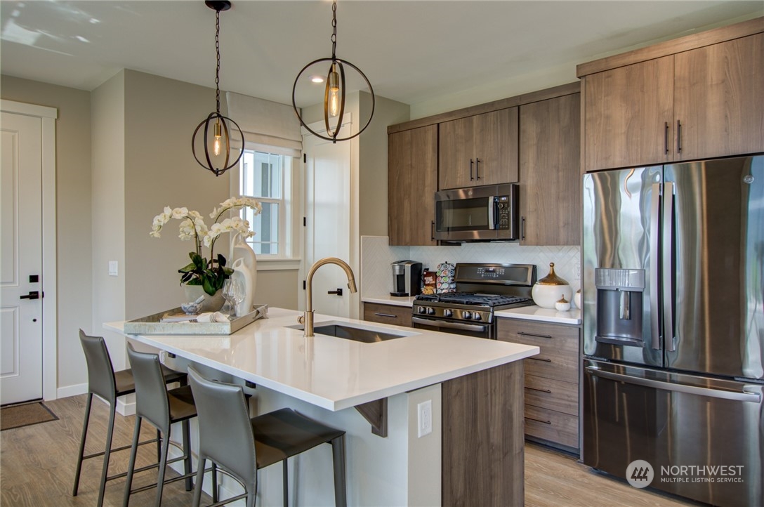 15412 208th Avenue E Unit: 163