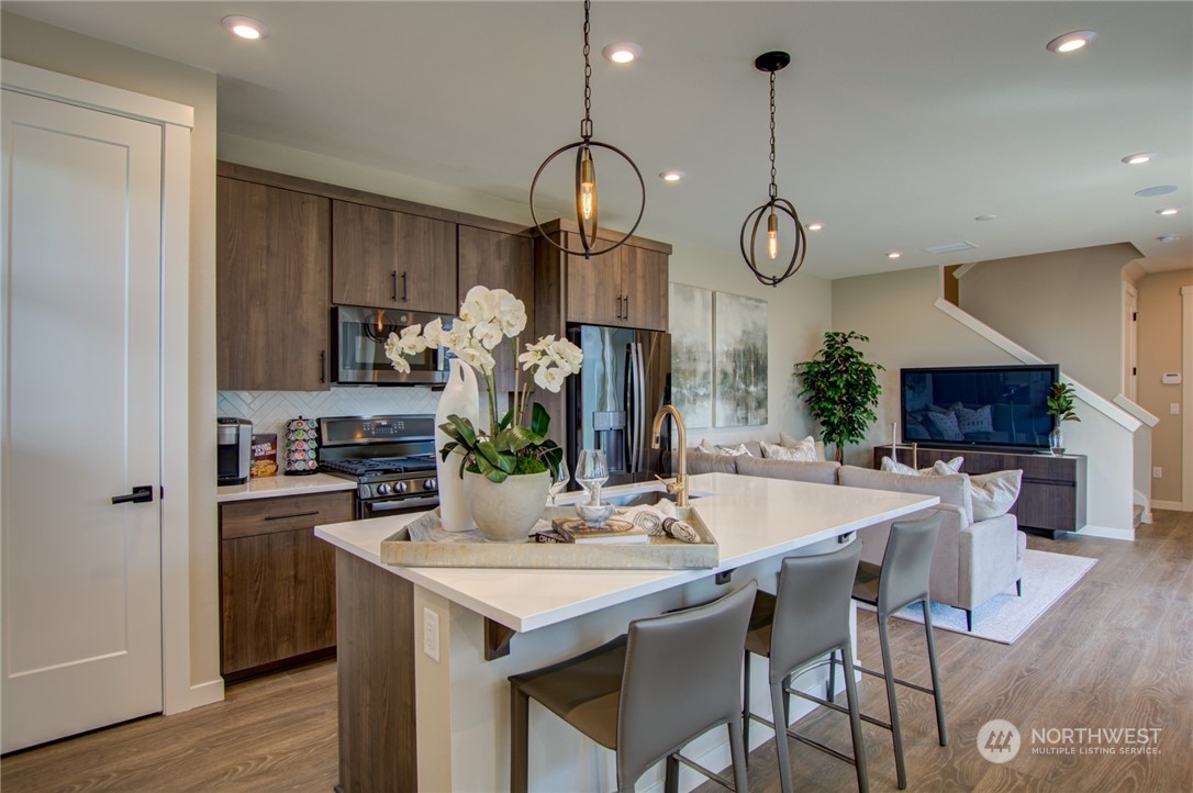 15412 208th Avenue E Unit: 163