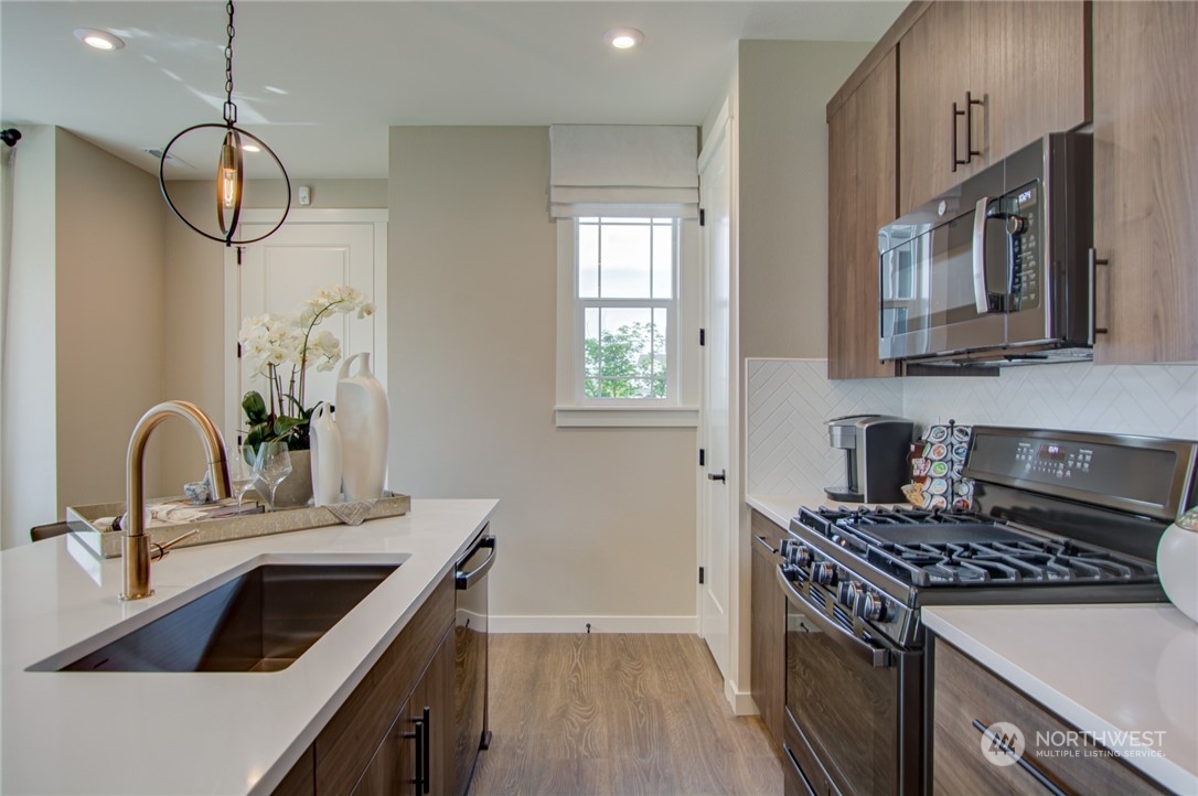 15412 208th Avenue E Unit: 163