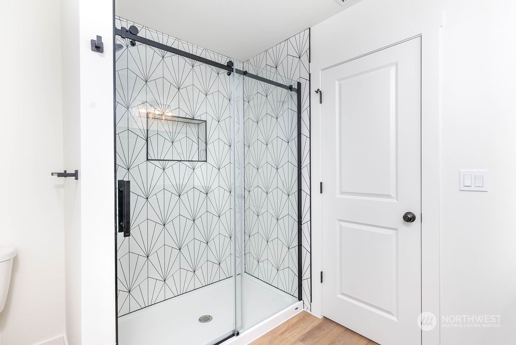 18011 69th Street NW