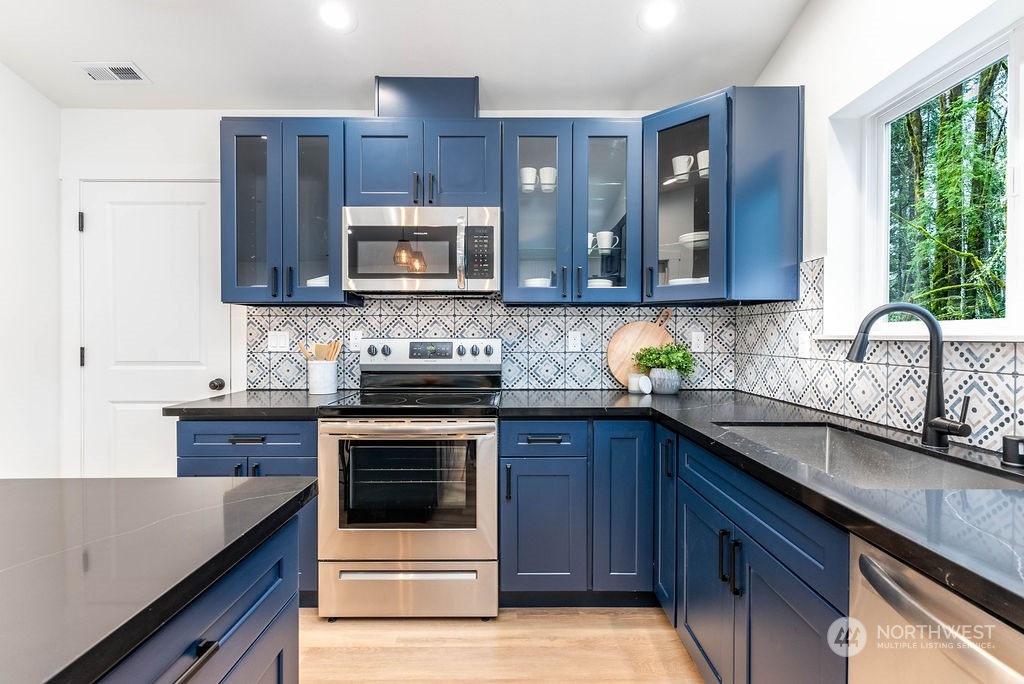 18011 69th Street NW