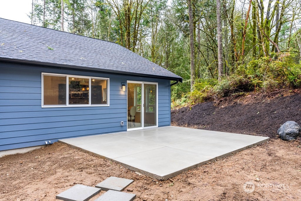 18011 69th Street NW