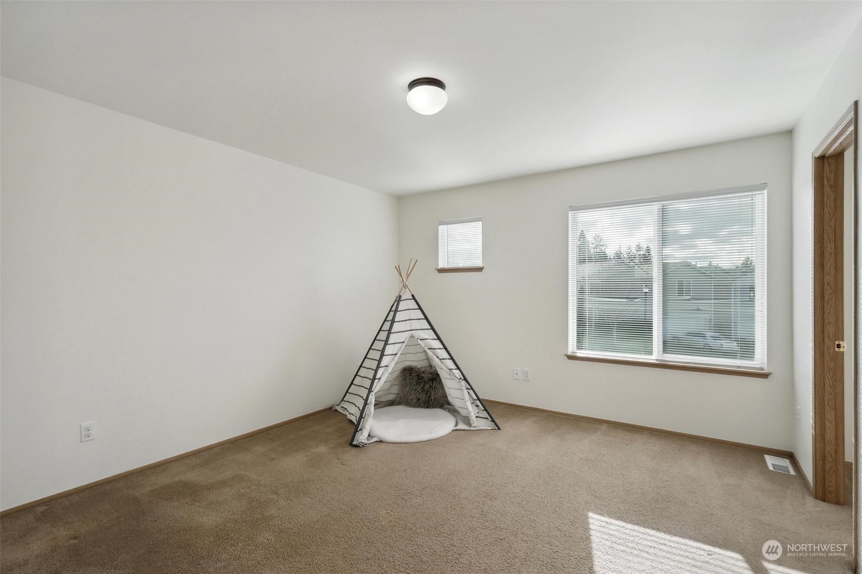 5119 200th Street Ct E