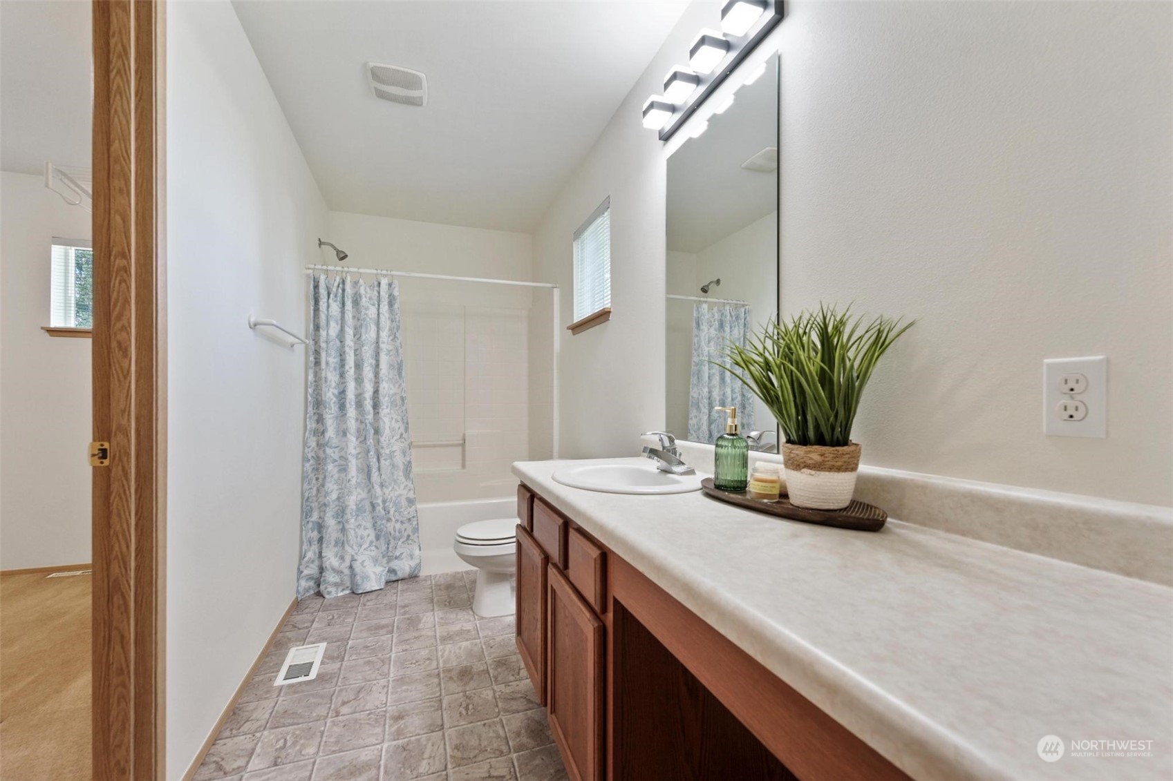 5119 200th Street Ct E