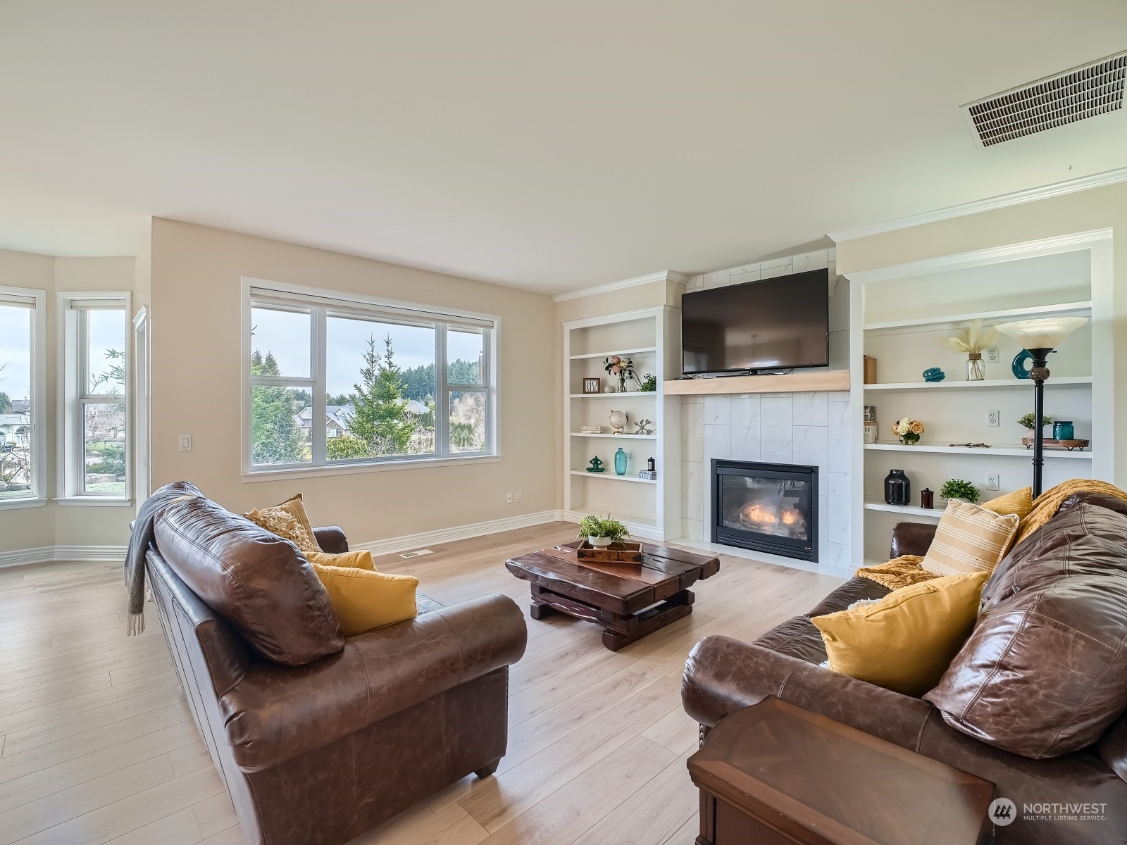 2119 Huntington Loop SE