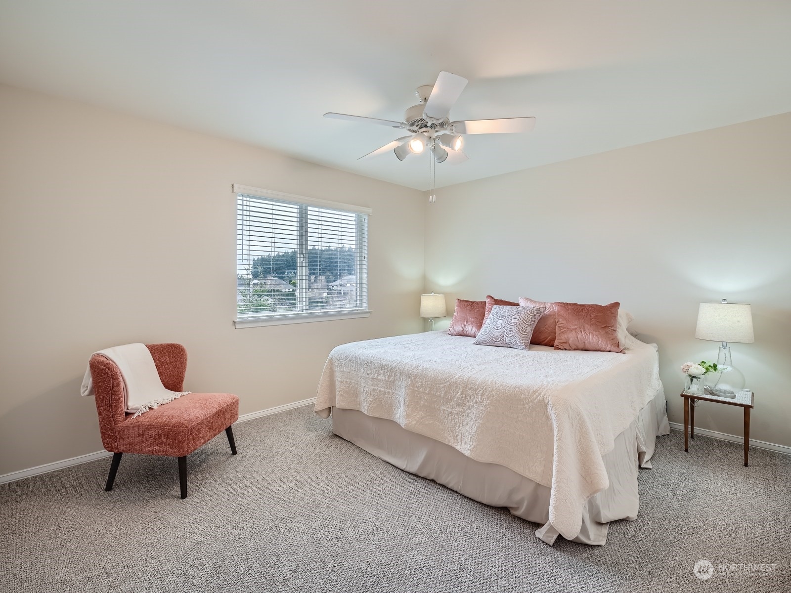 2119 Huntington Loop SE