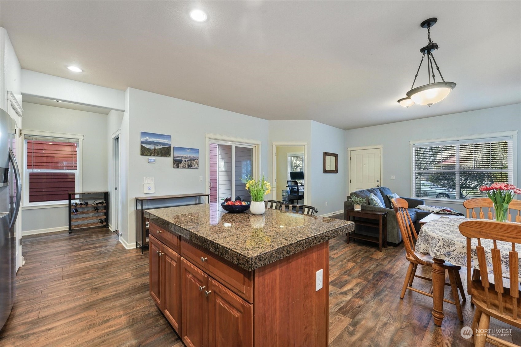 4917 Balustrade Boulevard SE