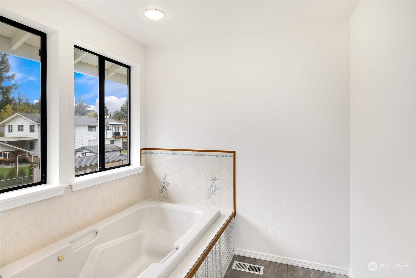 14801 113th Avenue Ct E