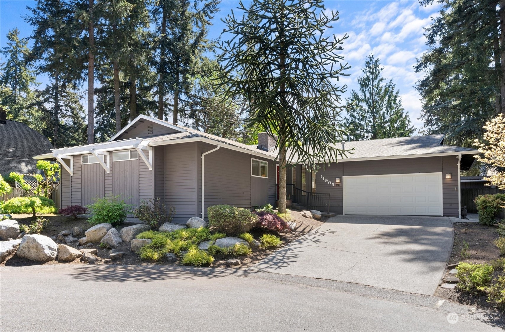 11909 SE 91st Street