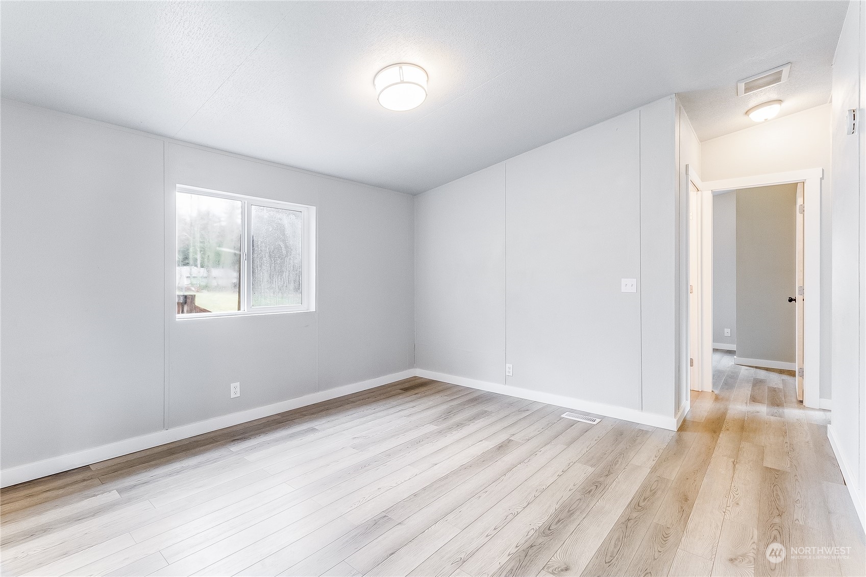 14111 234th Street E