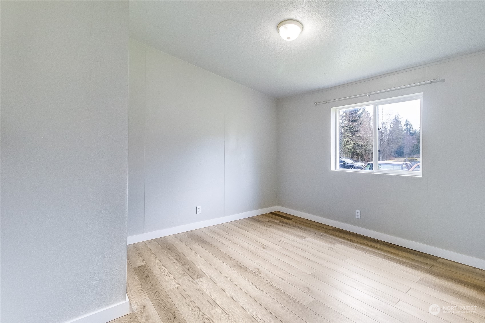 14111 234th Street E