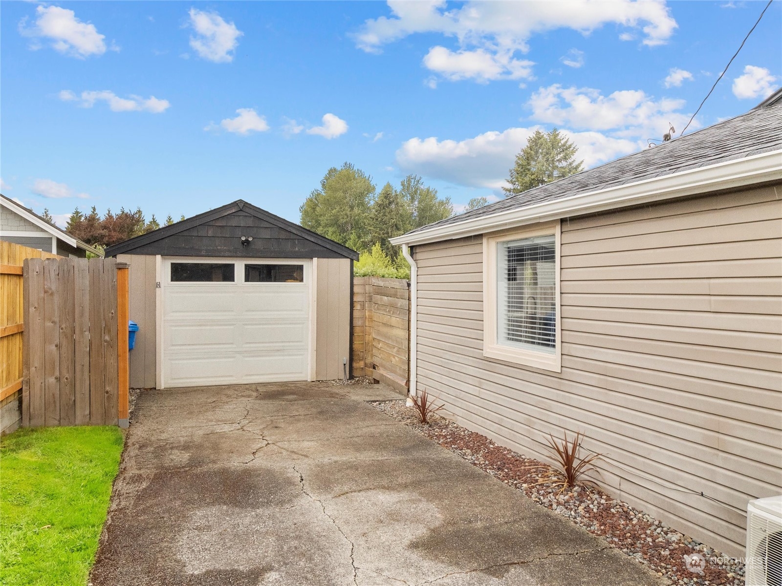 5406 109th Avenue Ct E