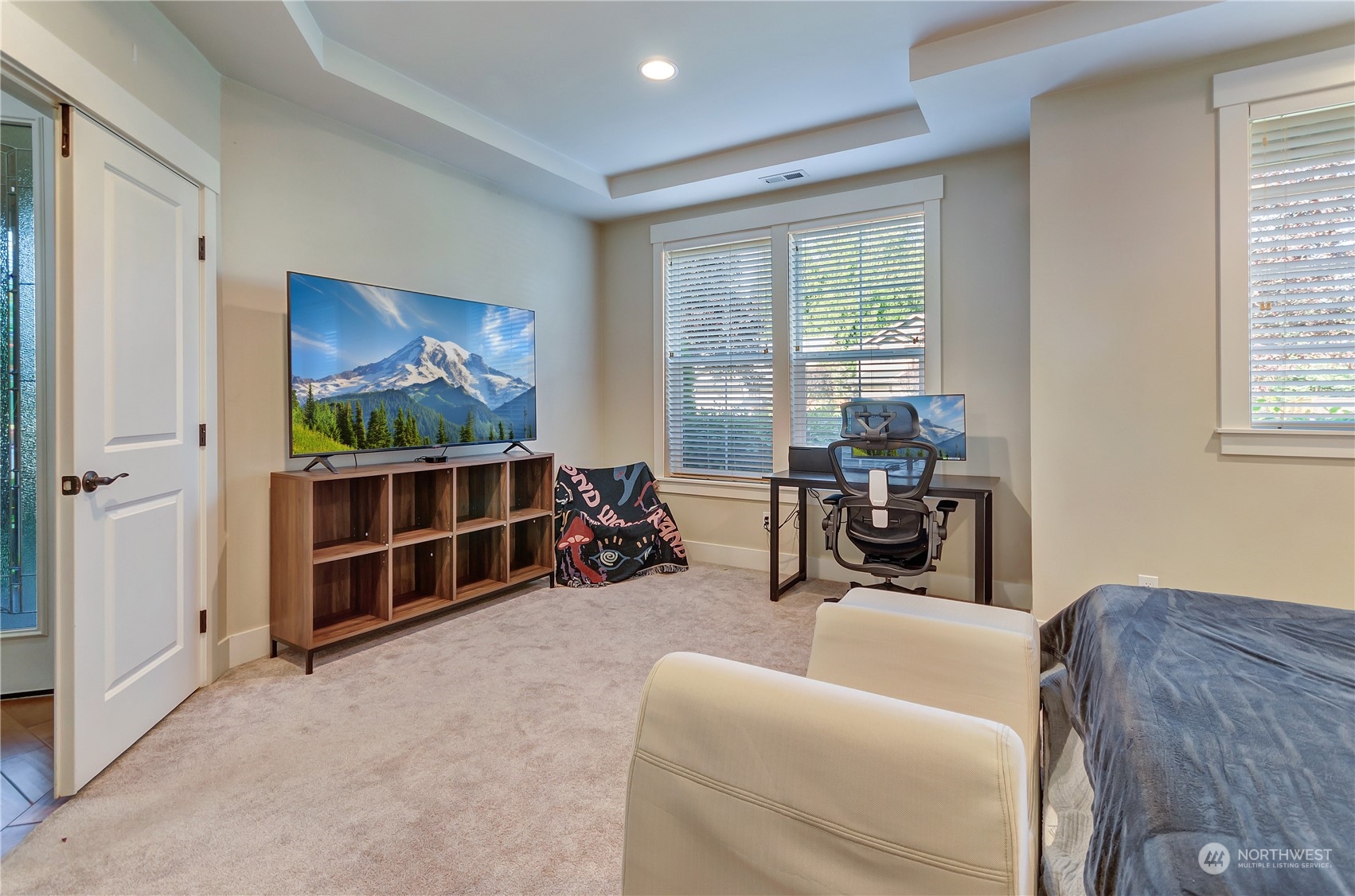 6022 213th Avenue Ct E