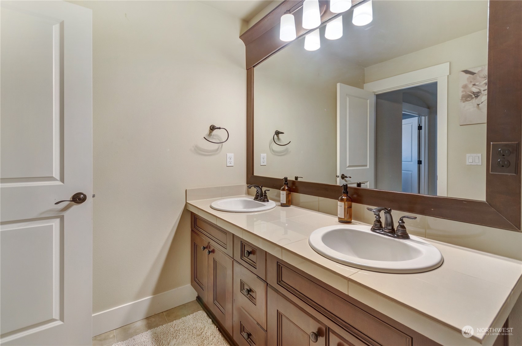 6022 213th Avenue Ct E