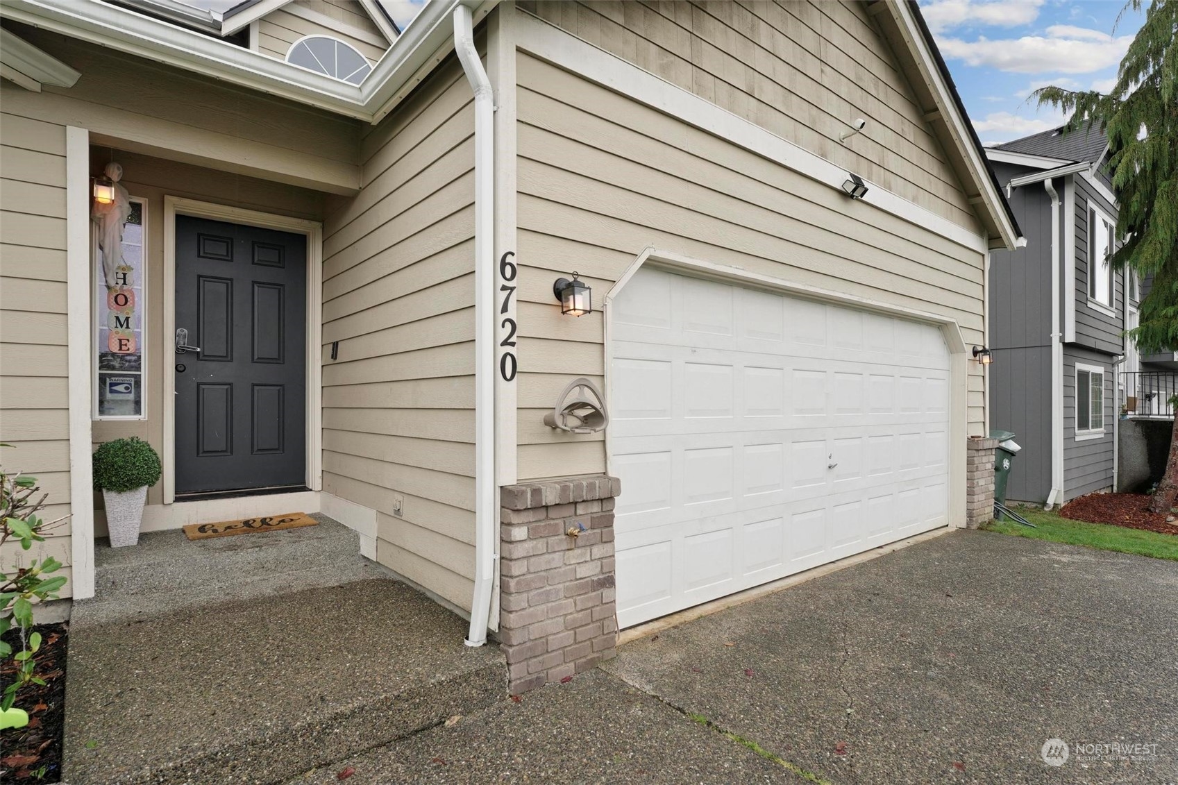 6720 153rd Street Ct E