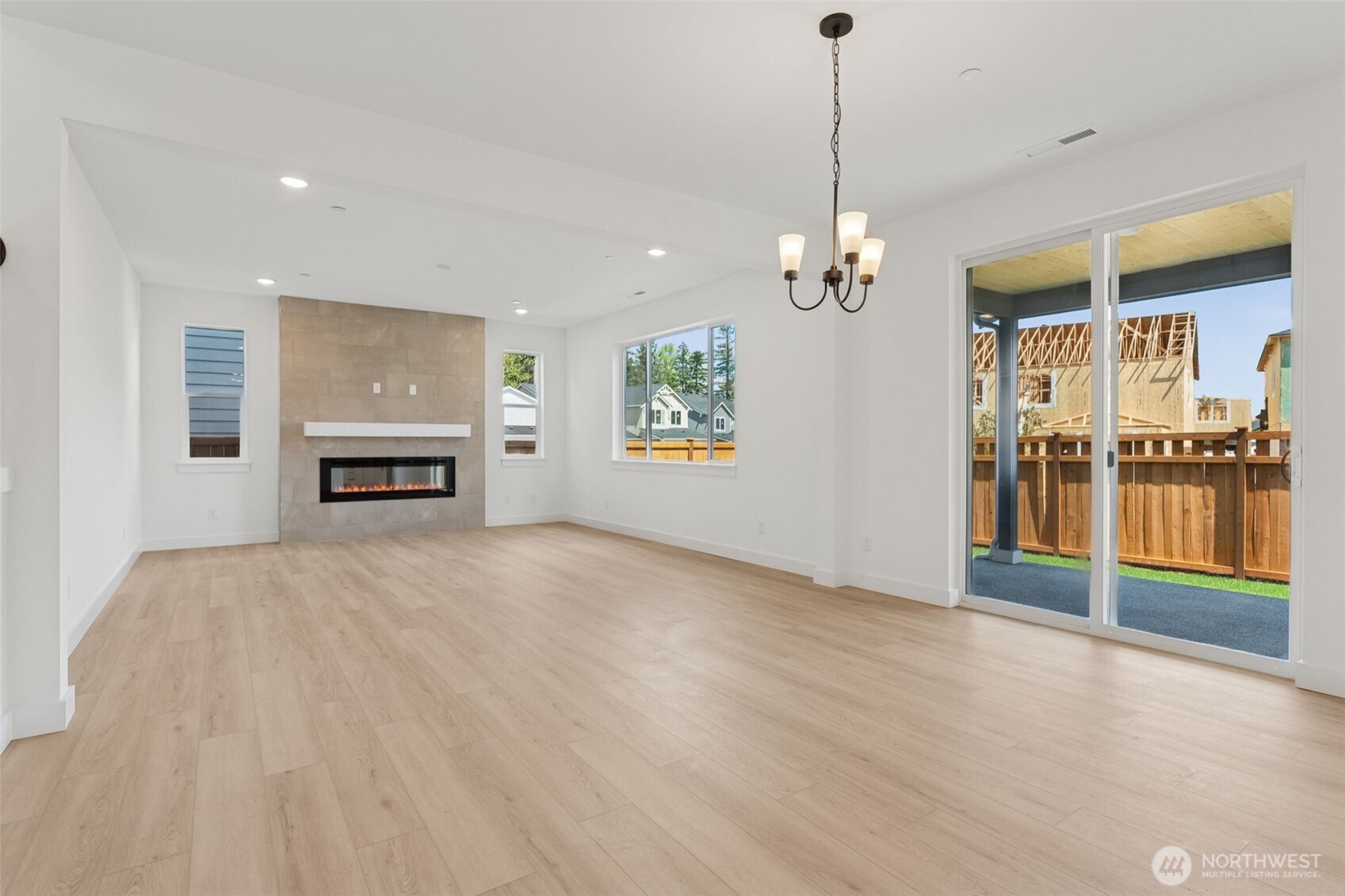 13913 181st Street E Unit: 13