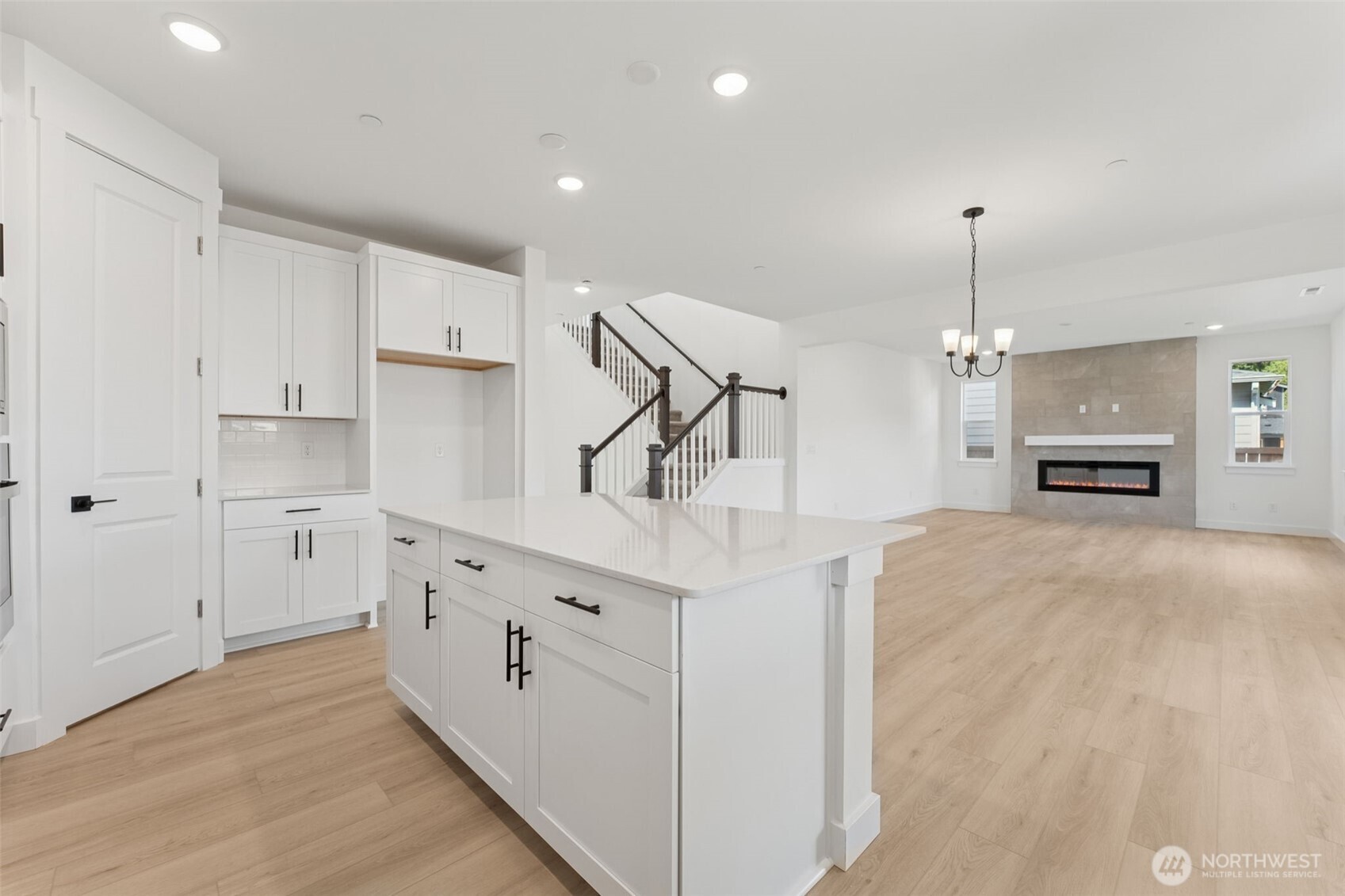 13913 181st Street E Unit: 13