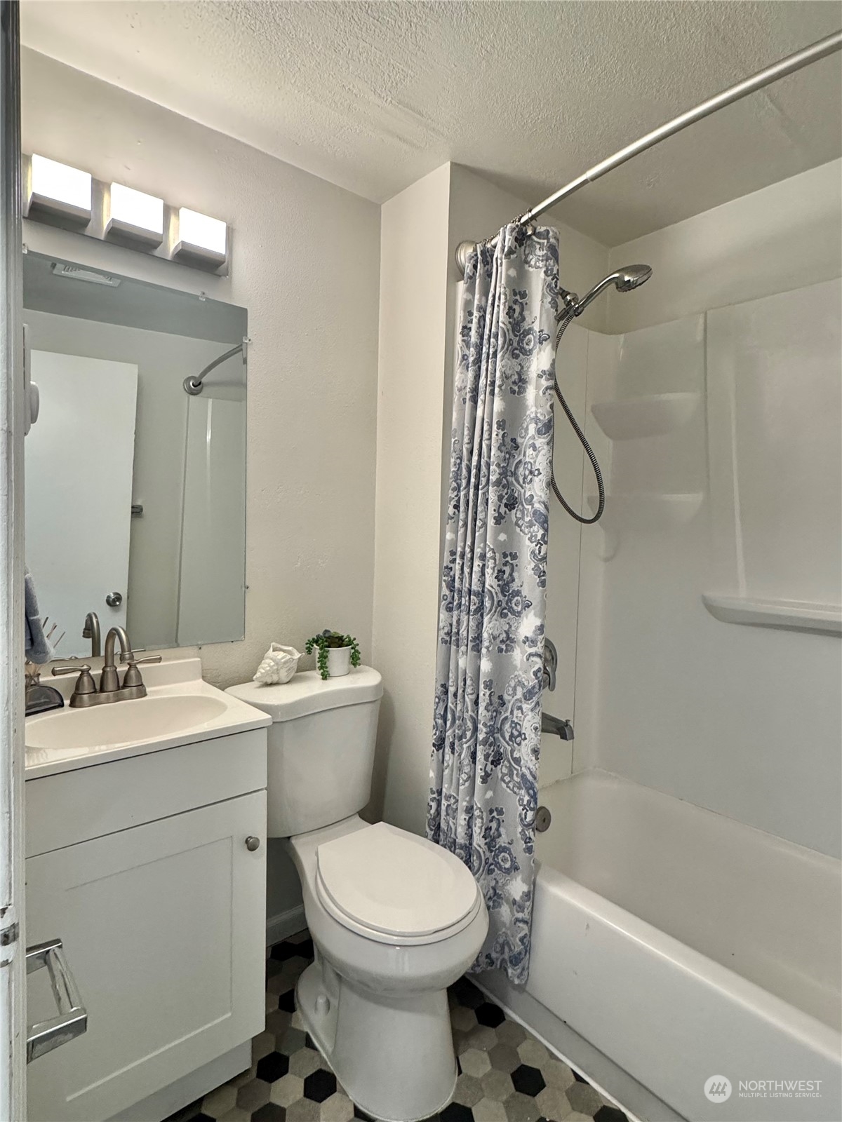 219 Lake Louise Drive SW Unit: A&B