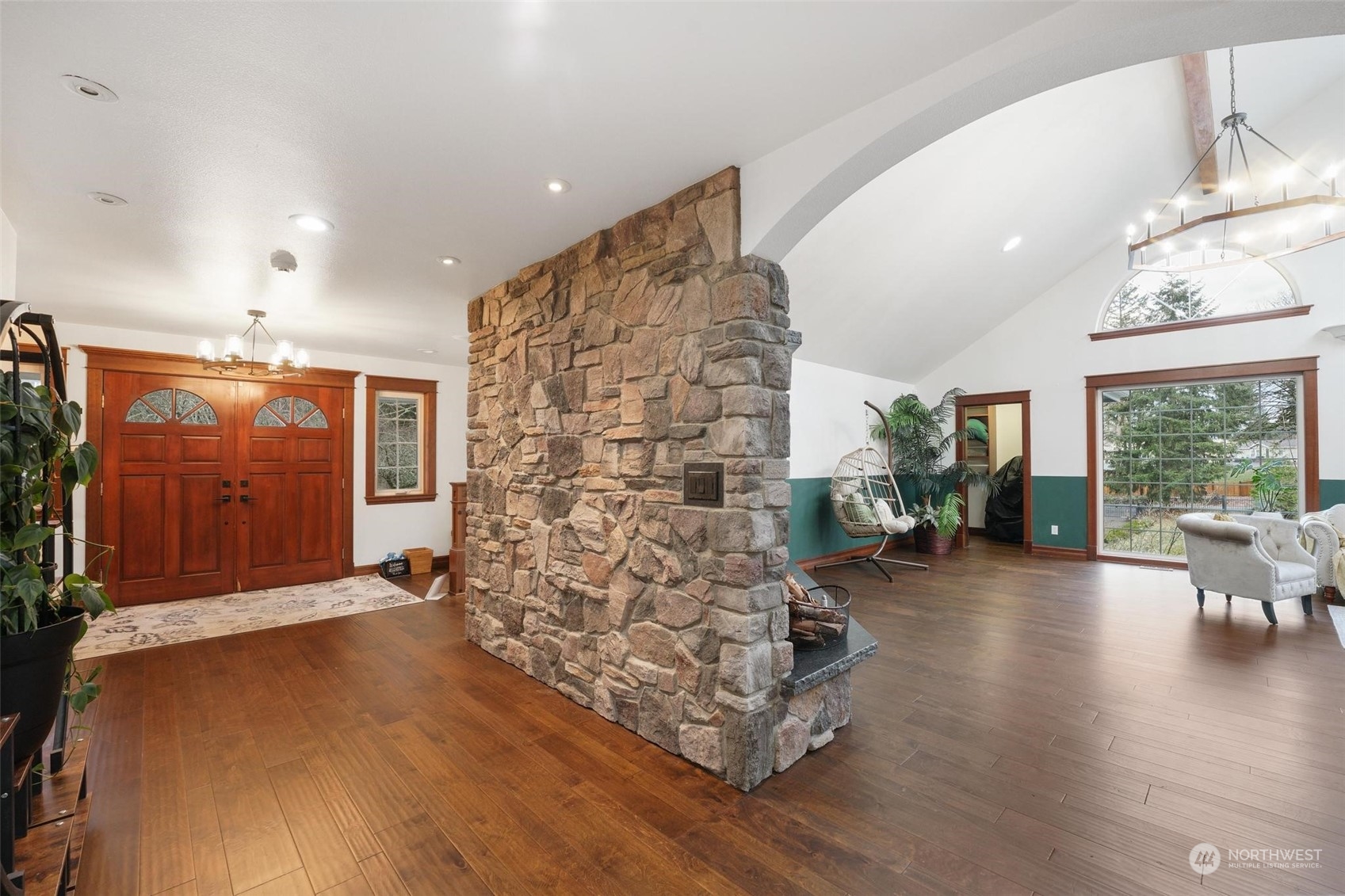 19816 150th Avenue E