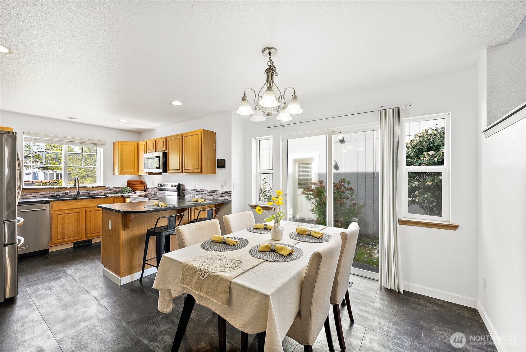 17904 Panorama Boulevard E