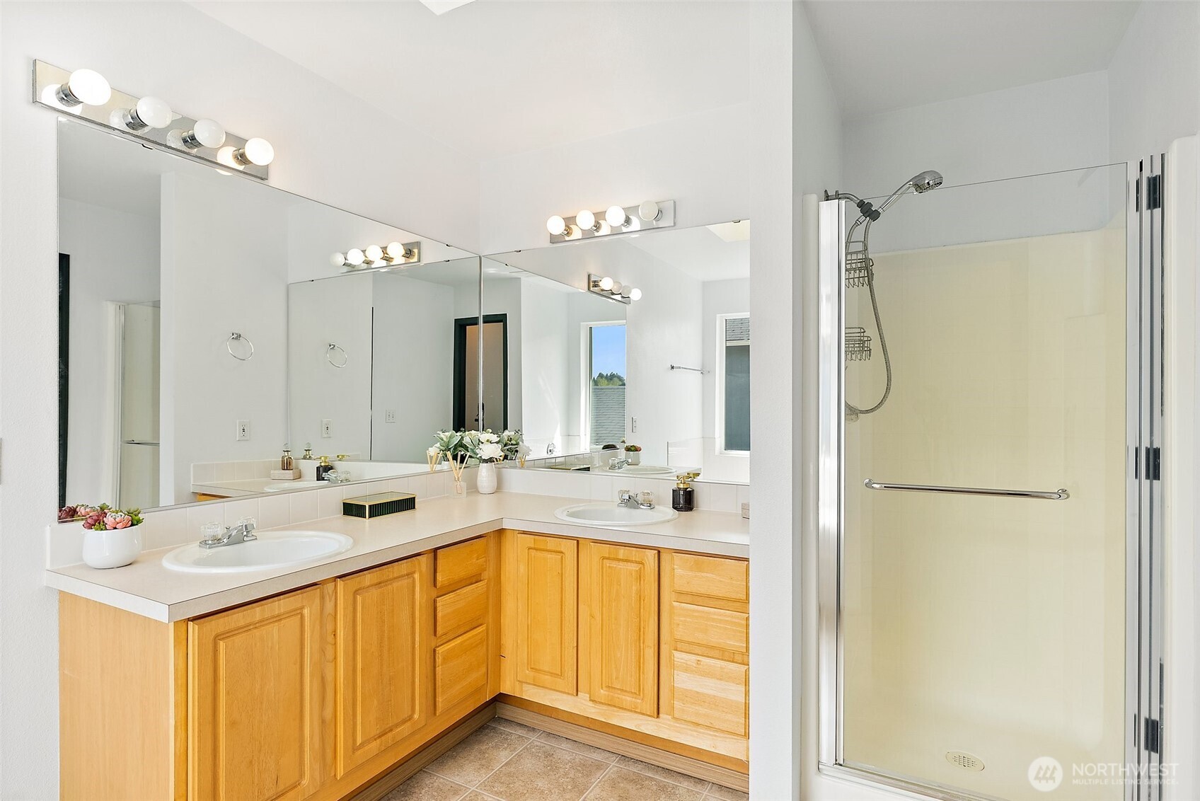 17904 Panorama Boulevard E