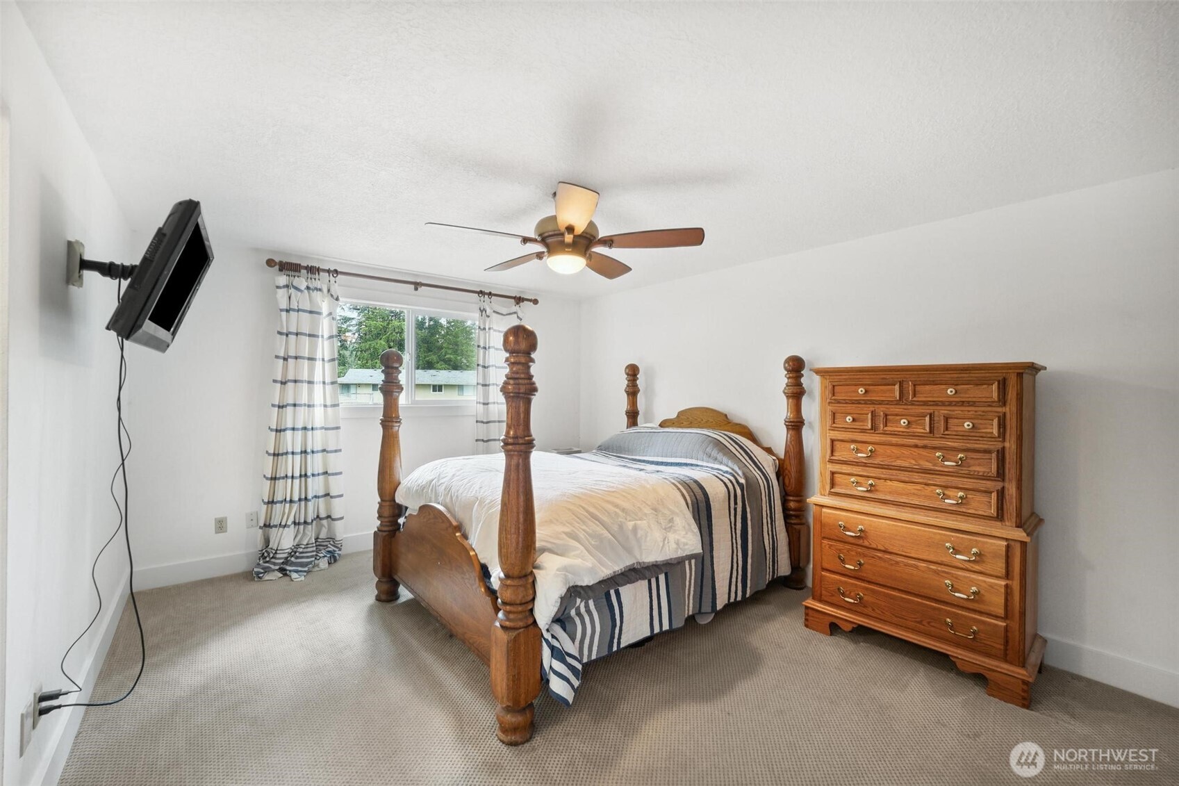 3512 Frances Drive SE