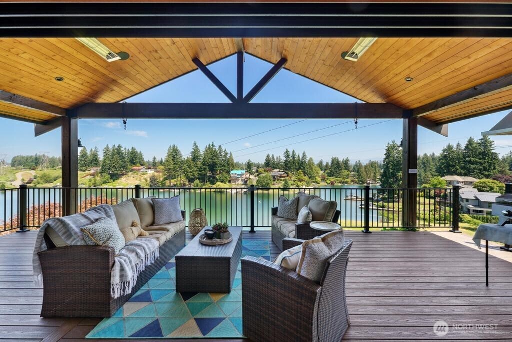 17317 33rd Street Ct E