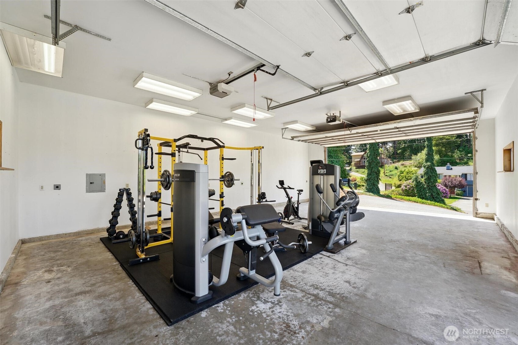 17317 33rd Street Ct E