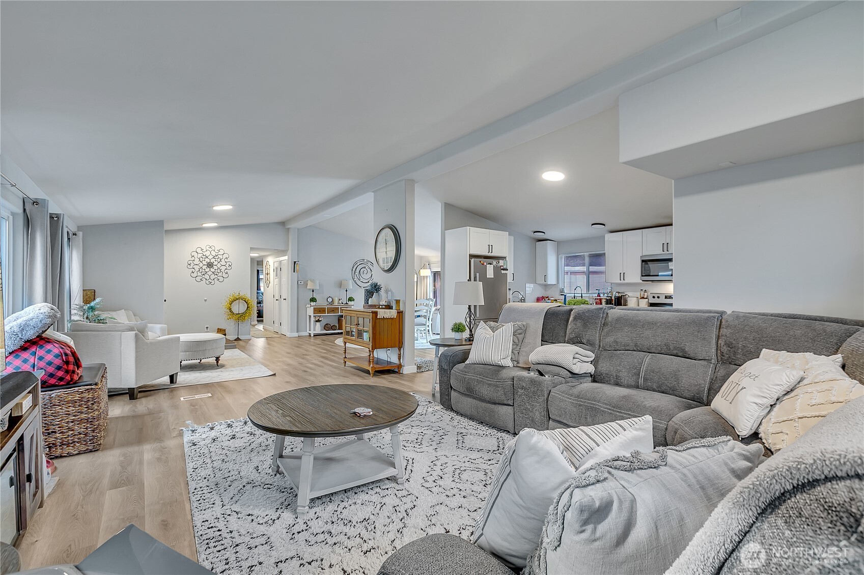 10707 209th Avenue E